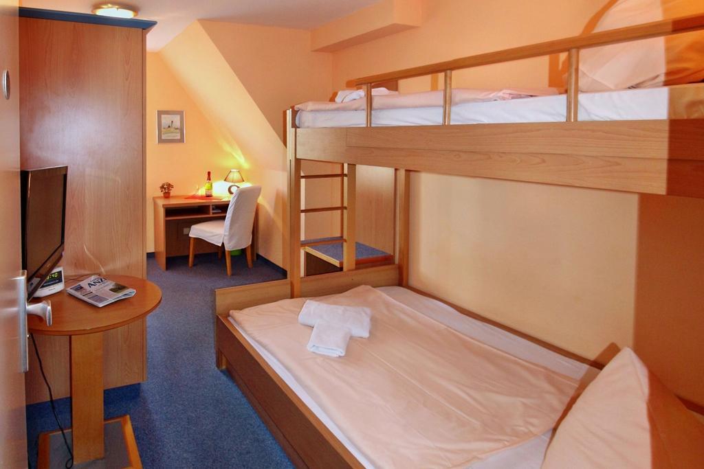 Pension Mola Бреґе Номер фото