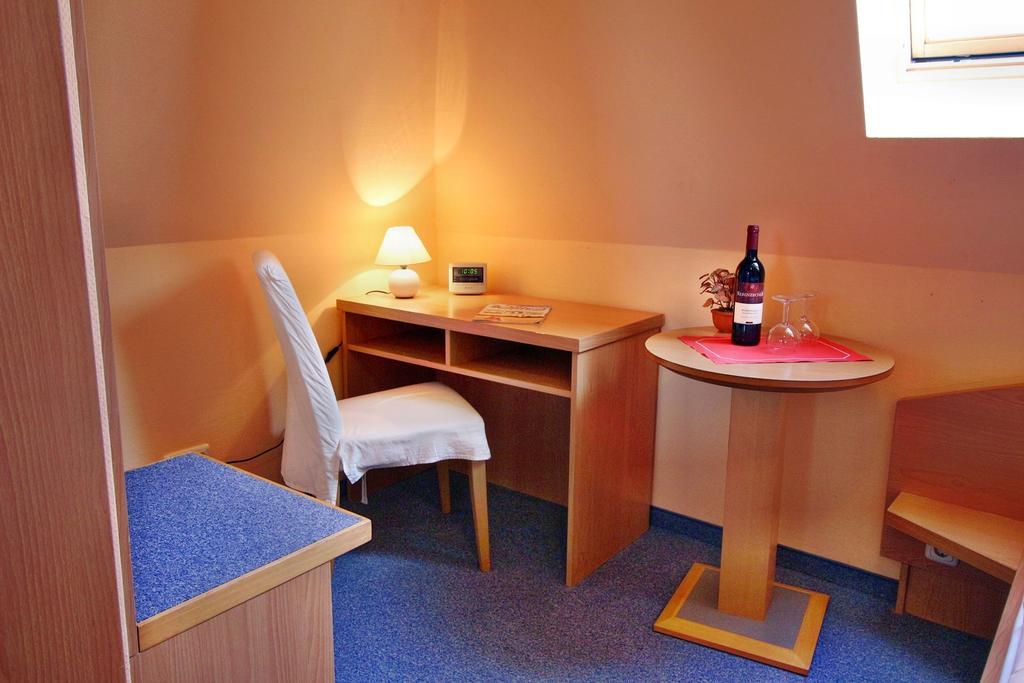 Pension Mola Бреґе Номер фото
